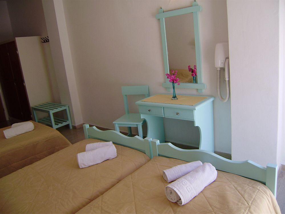 Kymata Hotel คามารี ภายนอก รูปภาพ