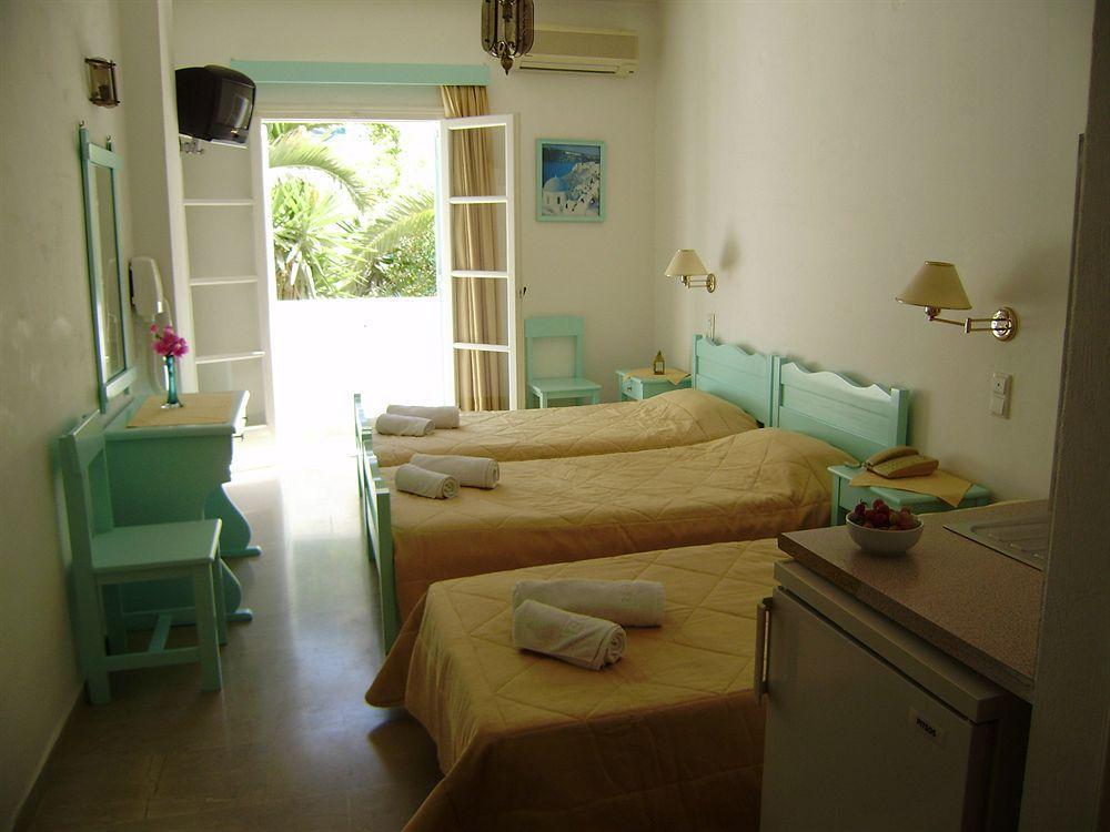 Kymata Hotel คามารี ภายนอก รูปภาพ