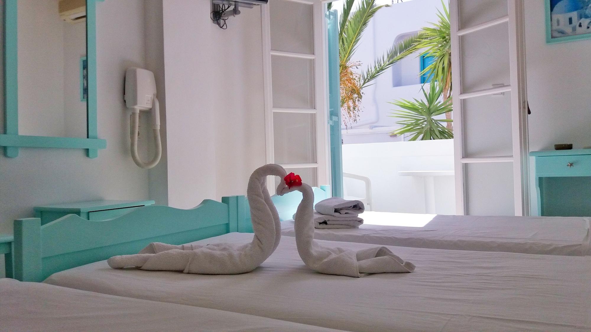 Kymata Hotel คามารี ภายนอก รูปภาพ