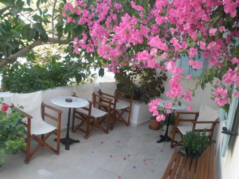 Kymata Hotel คามารี ภายนอก รูปภาพ