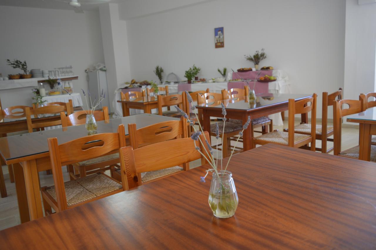 Kymata Hotel คามารี ภายนอก รูปภาพ