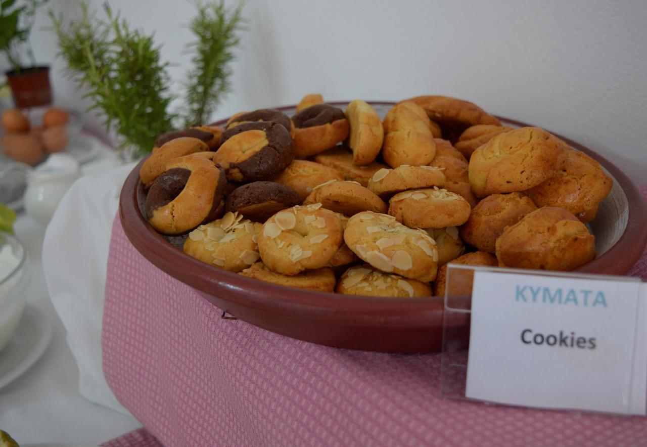 Kymata Hotel คามารี ภายนอก รูปภาพ