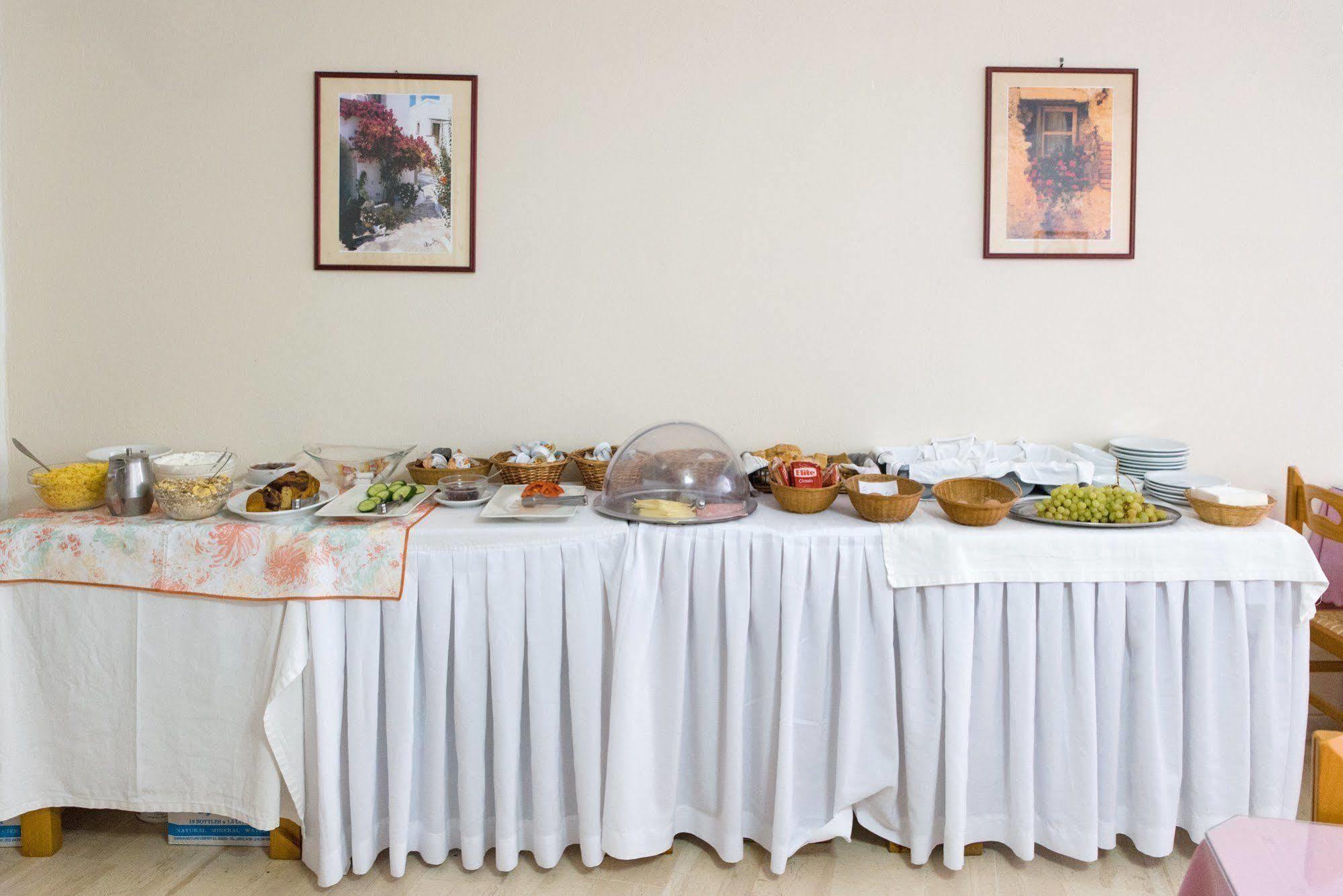 Kymata Hotel คามารี ภายนอก รูปภาพ